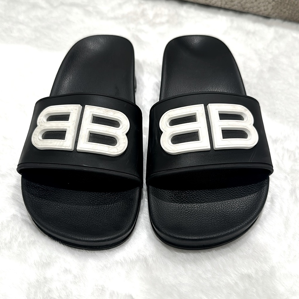 Balenciaga BB Rubber Slides